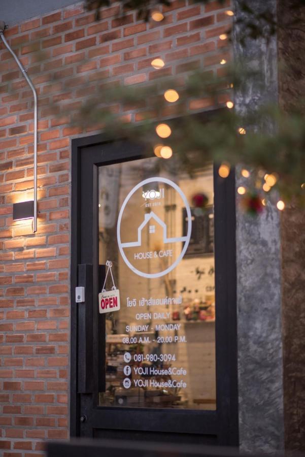 Yoji House And Cafe Hostel Ban Wiang Buitenkant foto