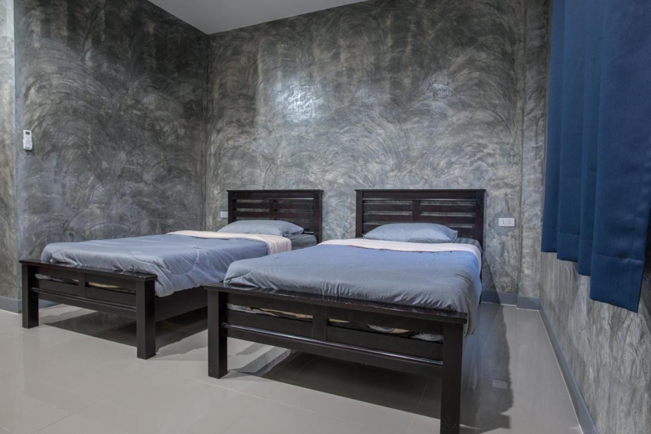 Yoji House And Cafe Hostel Ban Wiang Buitenkant foto